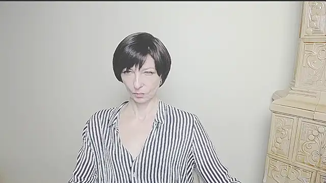  AngeliaFlow  online show from 10, 3, 2025