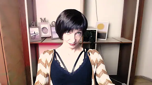  AngeliaFlow  online show from 26, 11, 2025