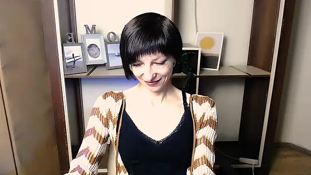  AngeliaFlow  online show from 3, 12, 2025