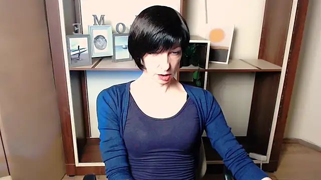  AngeliaFlow  online show from 16, 12, 2025