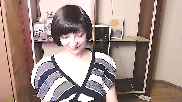  AngeliaFlow  online show from 22, 4, 2026