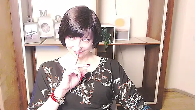 Snapshot of _AngeliaFlow_ chatting on 24, 4, 2026 AngeliaFlow online show from 24, 4, 2026