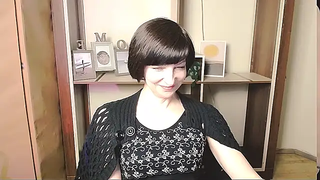 Snapshot of _AngeliaFlow_ chatting on 1, 5, 2026 AngeliaFlow online show from 1, 5, 2026