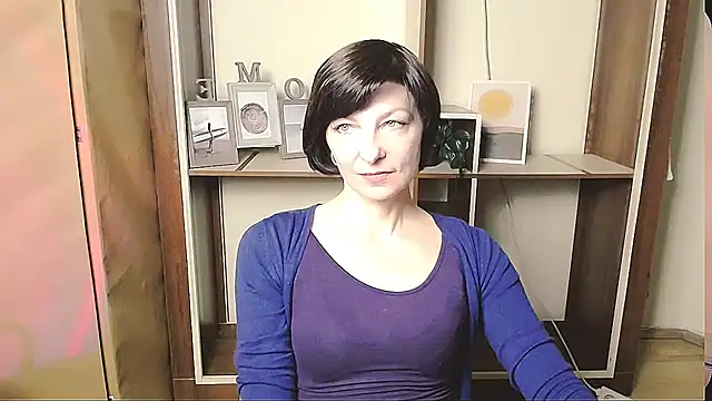 Snapshot of _AngeliaFlow_ chatting on 4, 5, 2026 AngeliaFlow online show from 4, 5, 2026