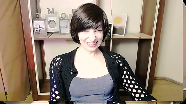 Snapshot of _AngeliaFlow_ chatting on 21, 5, 2026 AngeliaFlow online show from 21, 5, 2026