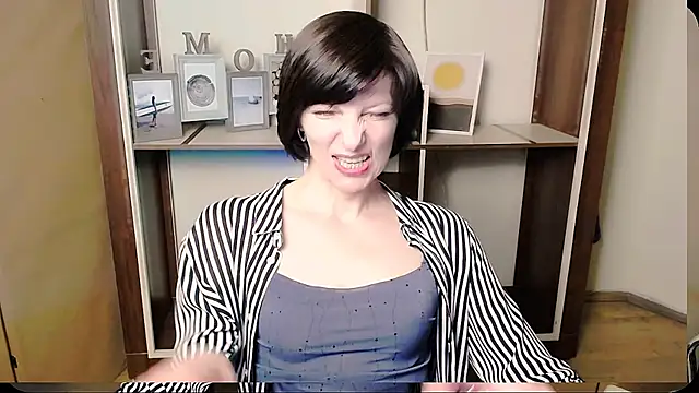 Snapshot of _AngeliaFlow_ chatting on 27, 5, 2026 AngeliaFlow online show from 27, 5, 2026
