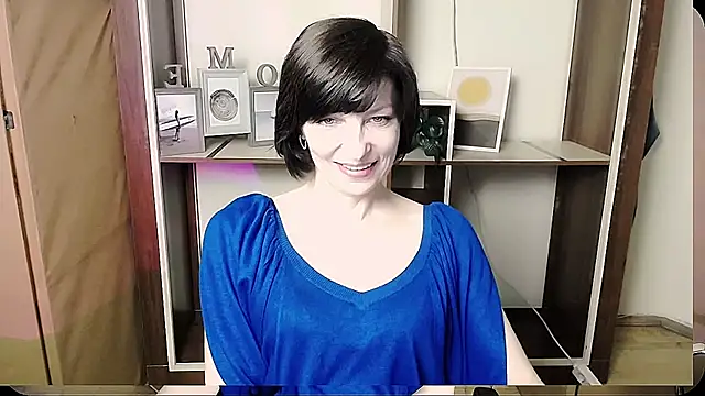 Snapshot of _AngeliaFlow_ chatting on 4, 6, 2026 AngeliaFlow online show from 4, 6, 2026