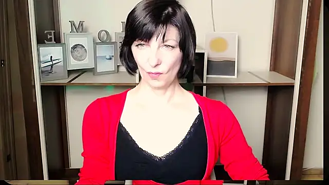 Snapshot of _AngeliaFlow_ chatting on 7, 7, 2026 AngeliaFlow online show from 7, 7, 2026