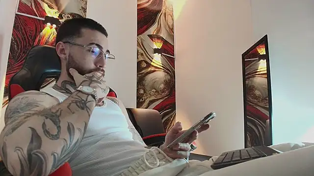 Luke davis01 online show from 18, 12, 2025