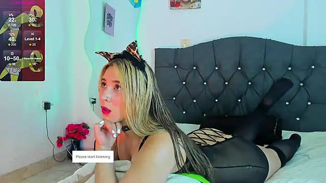 Vickyallien online show from 15, 10, 2025