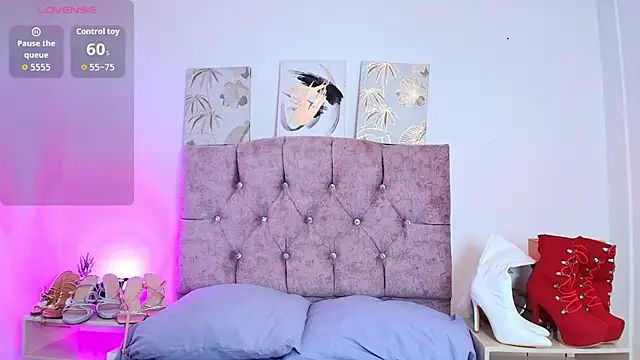 Skye Moore online show from 24, 3, 2026