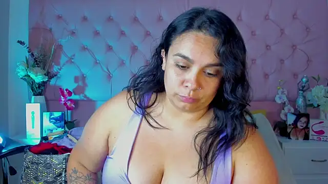 KourtneyEvans online show from 11, 11, 2025