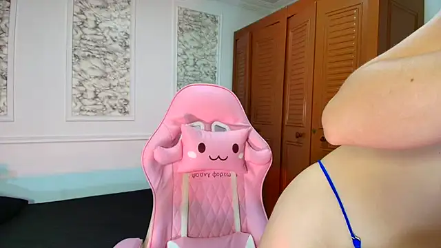 Danella houston online show from 16, 1, 2026