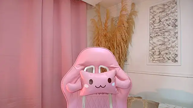 Danella houston online show from 23, 2, 2026