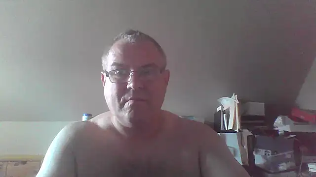 mkestr69 online show from 10, 9, 2025