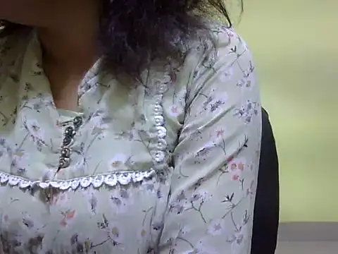 Your cutiepie  online show from 18, 11, 2025