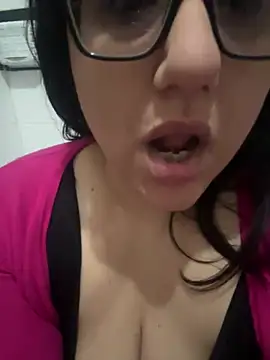 daianaspencer online show from 22, 3, 2025