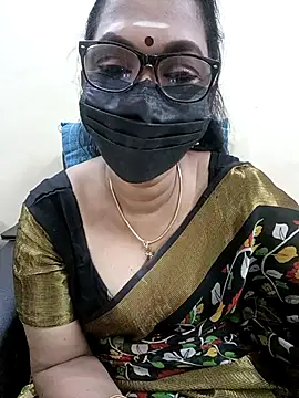 Snapshot of niiveditha chatting on 15, 2, 2025 niiveditha online show from 15, 2, 2025