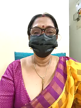 Snapshot of niiveditha chatting on 20, 2, 2025 niiveditha online show from 20, 2, 2025