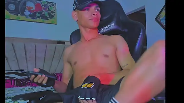 stitchs smith online show from 5, 2, 2025