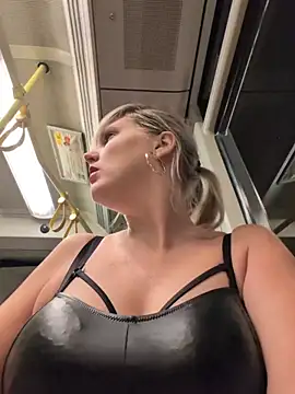 Sexybiene969 online show from 1, 12, 2025