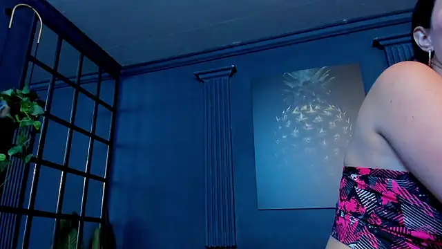 scarlet edwars online show from 19, 10, 2025