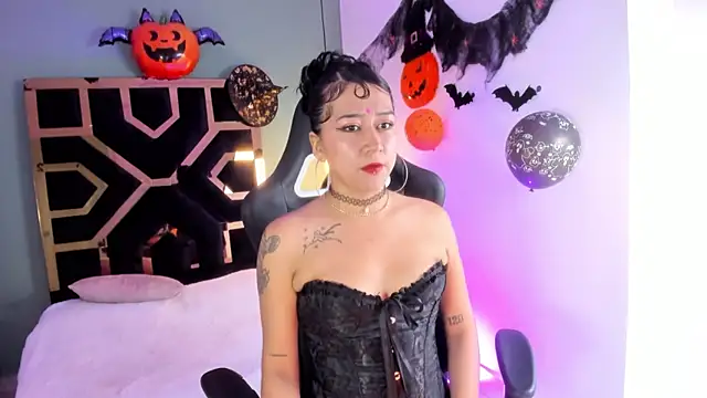 Snapshot of Samantha_spencer chatting on 15, 10, 2025 Samantha spencer online show from 15, 10, 2025
