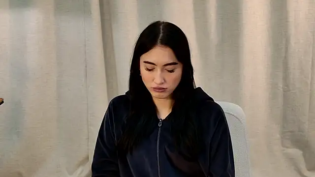 Snapshot of LynnaHandley chatting on 7, 2, 2025 LynnaHandley online show from 7, 2, 2025