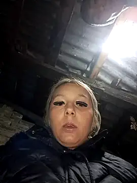 Snapshot of hotamanda01 chatting on 13, 11, 2025 hotamanda01 online show from 13, 11, 2025