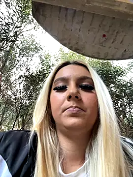 Snapshot of hotamanda01 chatting on 30, 11, 2025 hotamanda01 online show from 30, 11, 2025