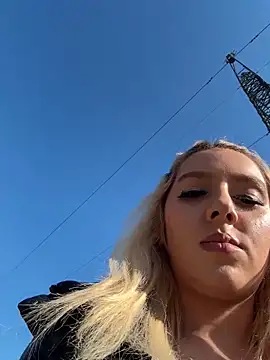 Snapshot of hotamanda01 chatting on 6, 3, 2026 hotamanda01 online show from 6, 3, 2026