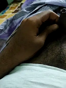 Tamil small cock online show from 18, 2, 2025
