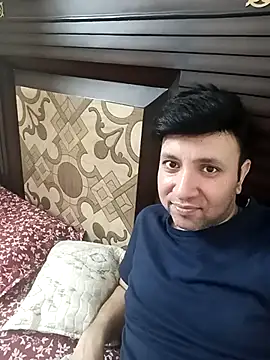 innocentboy1987 online show from 19, 4, 2026