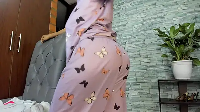 Snapshot of nicollesofia2 chatting on 8, 2, 2025 nicollesofia2 online show from 8, 2, 2025