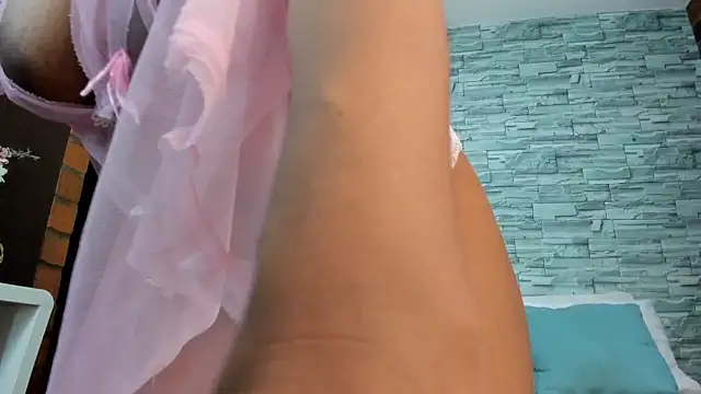 Snapshot of nicollesofia2 chatting on 9, 2, 2025 nicollesofia2 online show from 9, 2, 2025