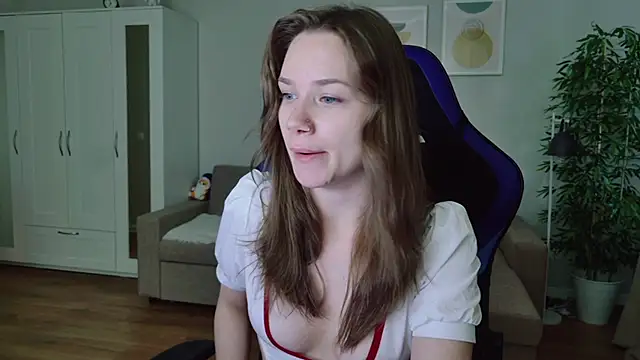 Snapshot of alexa_feels_ chatting on 28, 6, 2026 alexa feels online show from 28, 6, 2026