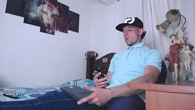 Bull Xvi online show from 17, 11, 2025