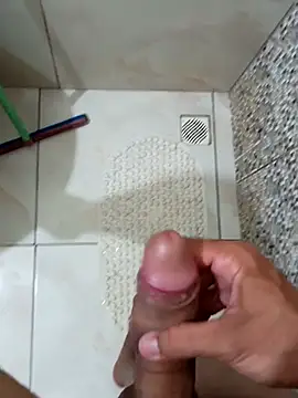 garoto-pirocudo online show from 18, 3, 2025