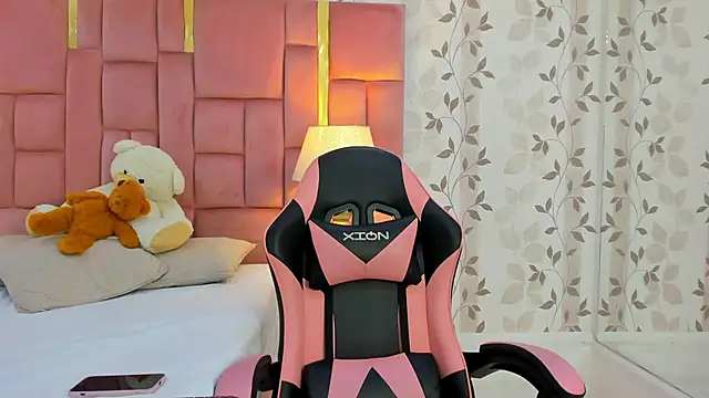 ArianaFranco online show from 16, 10, 2025