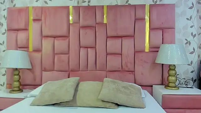 ArianaFranco online show from 9, 3, 2026