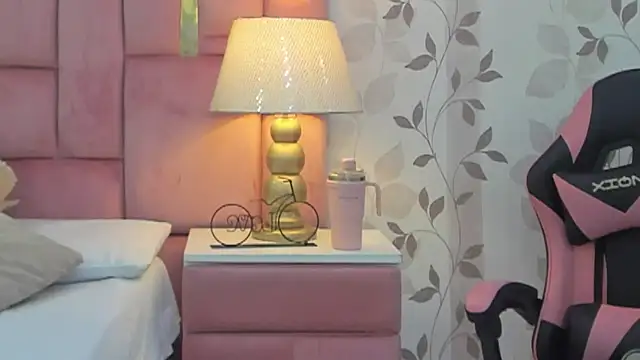 ArianaFranco online show from 23, 3, 2026