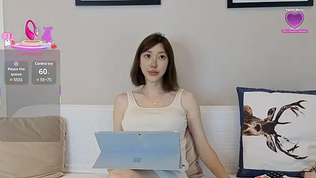 joycemilka online show from 10, 3, 2025