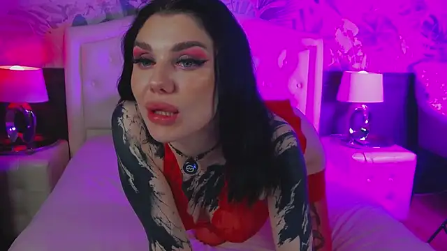 Snapshot of MaeveMoon chatting on 29, 4, 2026 MaeveMoon online show from 29, 4, 2026