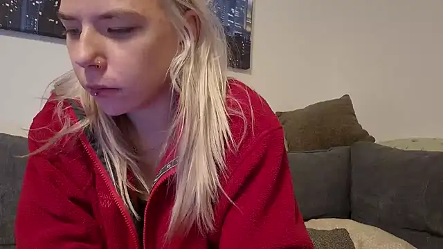 ademandjulia online show from 14, 11, 2025