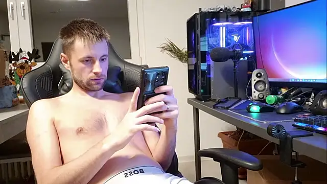 ademandjulia online show from 15, 1, 2026