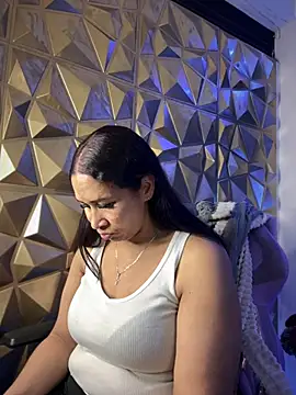 Snapshot of Carola-Ross chatting on 8, 2, 2025 Carola-Ross online show from 8, 2, 2025