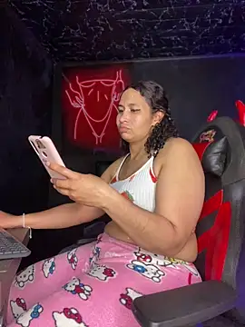 Snapshot of Carola-Ross chatting on 8, 3, 2025 Carola-Ross online show from 8, 3, 2025