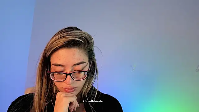 Snapshot of Carolblonde chatting on 22, 6, 2026 Carolblonde online show from 22, 6, 2026
