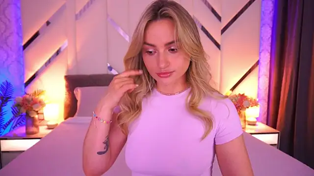 LindsieGreyy online show from 4, 7, 2026