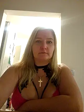 Snapshot of xwera chatting on 14, 9, 2025 xwera online show from 14, 9, 2025